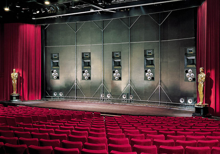 Театр Кодак оборудован акустическими системами JBL Synthesis